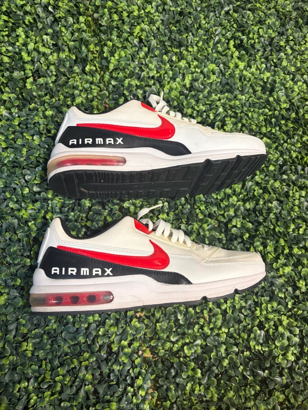 Nike Air Max LTD 3 Men’s White/Red Low-Top Sneakers
